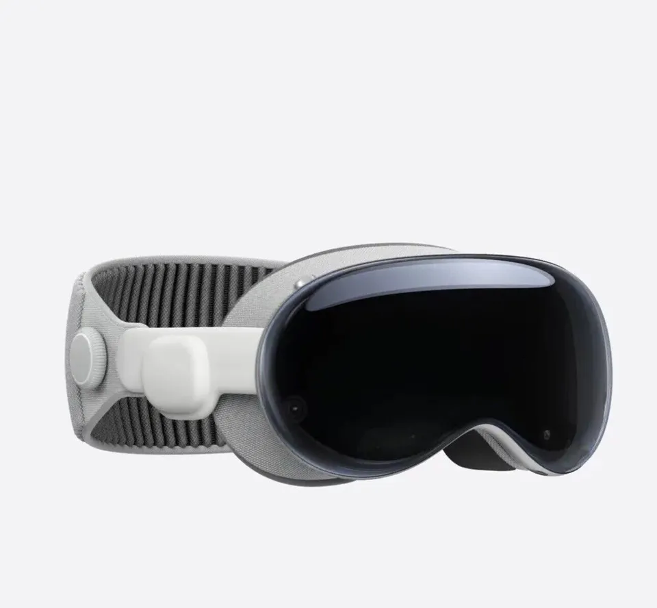 Read more about the article Testbericht: Apple Vision Pro im Kontext von Ausbildung und Lehre